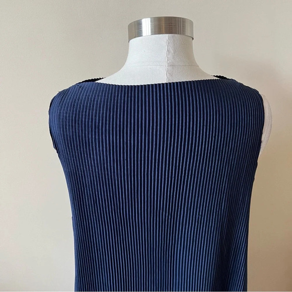 C/Meo Collective Navy Blue Pleated Dress 17885 - Picture 8 of 10